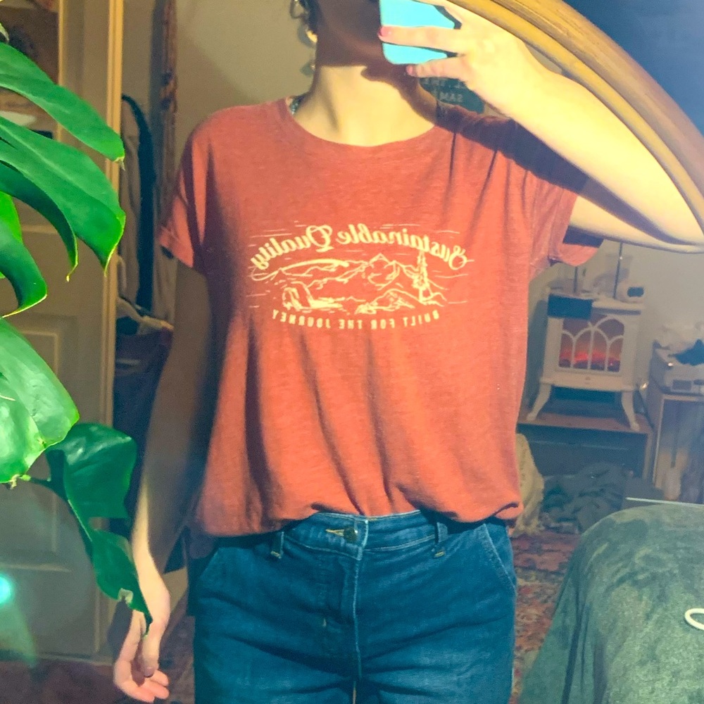 PrAna red short sleeve shirt